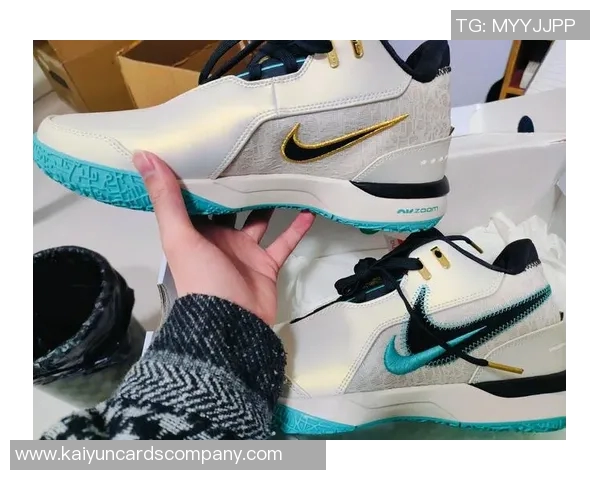 未来之星闪耀赛场Nike为NCAA女篮球员朱朱沃特金斯特别推出个性配色球鞋